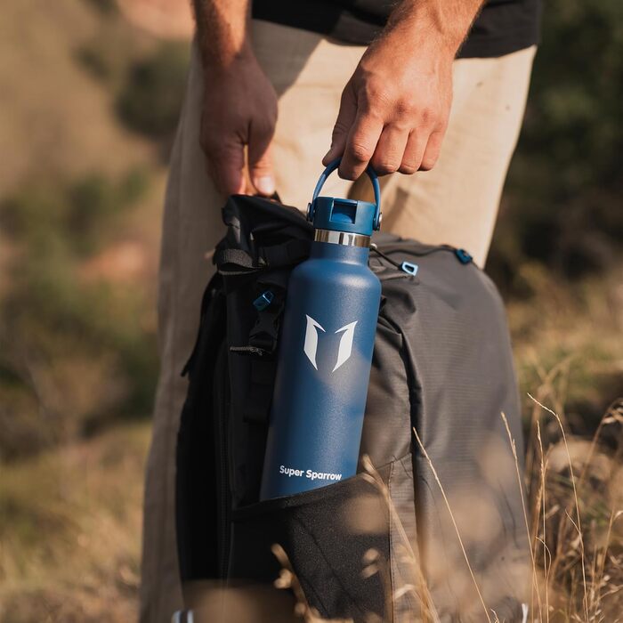 Термокружка-термос Super Sparrow з нержавіючої сталі з трубочкою - 350мл, 500мл, 750мл, 1л, 1.2л. Без BPA. Для спорту, подорожей, школи, активного відпочинку. Колір: блакитний (чорниця)