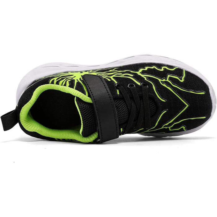 Дитячі спортивні кросівки для хлопчиків та дівчаток. М'яка підошва, дихаюча сітка, для занять спортом та активного відпочинку. Кольори: чорний, зелений. Розмір 29 EU