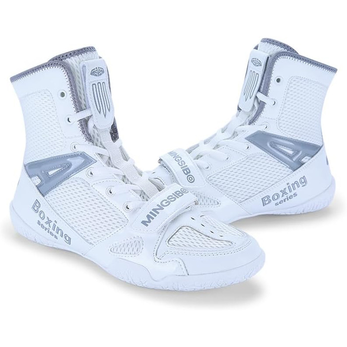 Боксерські рукавички для чоловіків. Зручні боксерські рукавички для тренувань, занять боксом та єдиноборствами. Дихаючі, білі та сірі рукавички для боксу, фітнесу та бодібілдингу. Розмір 43 EU