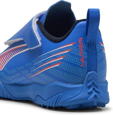 Дитячі футбольні бутси PUMA Ultra 6 Play V Tt Jr - унісекс, розмір 27 EU, кольори: ультра-синій, білий, червоний (світловий ефект)
