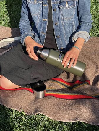 Термос-термобутилка THERMOS Stainless King 1,2 л, вакуумна, червона, нержавіюча сталь