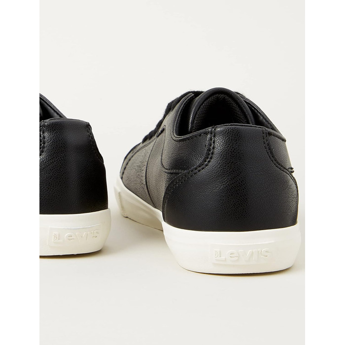 Кросівки жіночі Levi's Woods W Black (42 EU) - оригінал