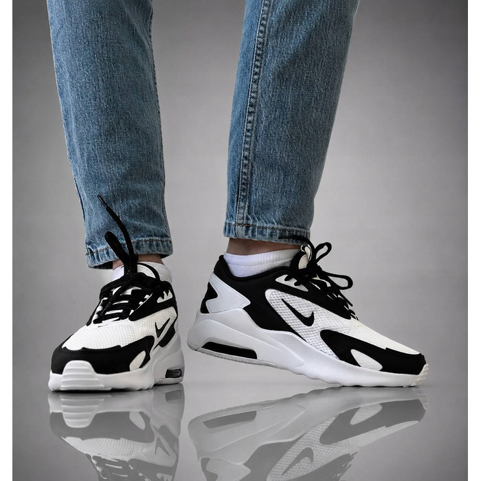 Жіночі кросівки Nike Air Max: зручне спортивне взуття для тренувань та щоденного носіння
