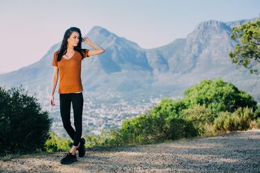 Жіночі трекінгові черевики GUGGEN Mountain для хайкінгу та піших прогулянок, модель T002, чорний колір, 43 EU