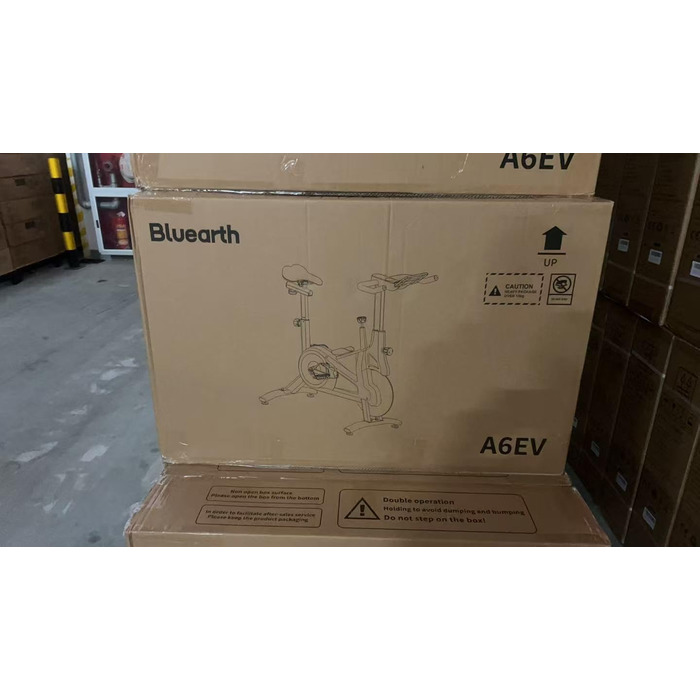 Велотренажер Bluearth з розумним додатком, до 150 кг, магнітний опір, велоергометр з онлайн-тренуваннями, чорний Obsidian