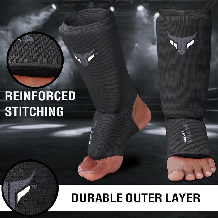 Захисники ніг для кікбоксингу Junior - легкі, дихаючі, з підкладкою, чорні. Підходять для кікбоксингу, муай-тай, MMA. Розмір XXS.