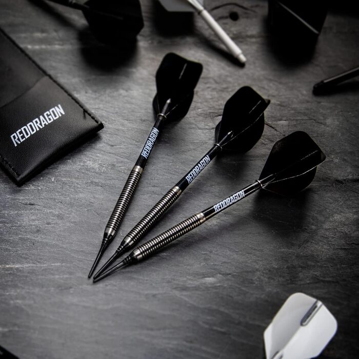 Дарти RED DRAGON Pegasus Tungsten 18/20г - Набір м'яких сталевих дротиків з чорними стеблами та пір'ями