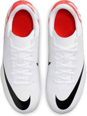 Дитячі футбольні бутси Nike Mercurial Vapor 15 Club, 38.5 EU, Bright Crimson/White/Black