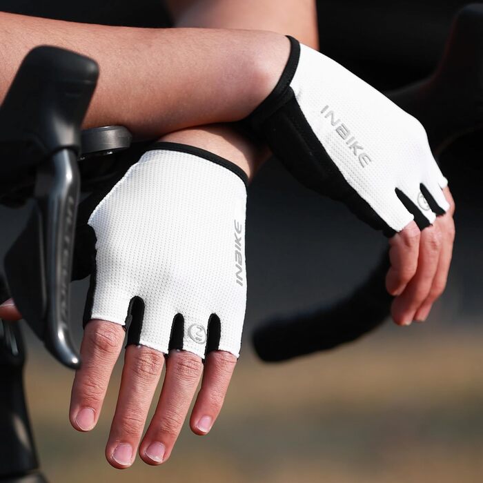 Велоперчатки INBIKE короткі, літні дихаючі MTB рукавички, розмір L (19.5-20.5 см), чорно-білі