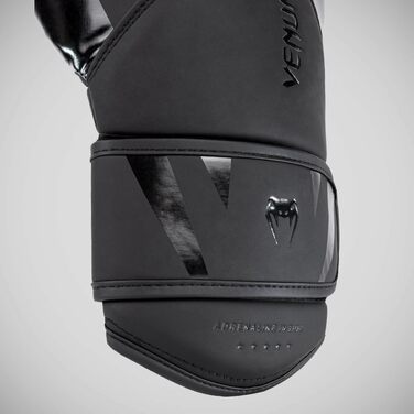 Боксерські рукавички Venum Challenger 4.0 10 oz чорні
