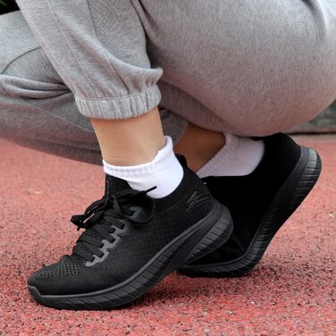 Жіночі спортивні кросівки для бігу та повсякденного носіння. Легкі, дихаючі, чорні (38 EU)