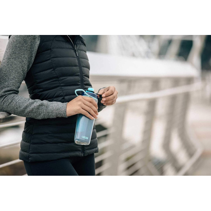 Пляшка для води CAMELBAK Peak Chill 750 мл, синя, для дорослих