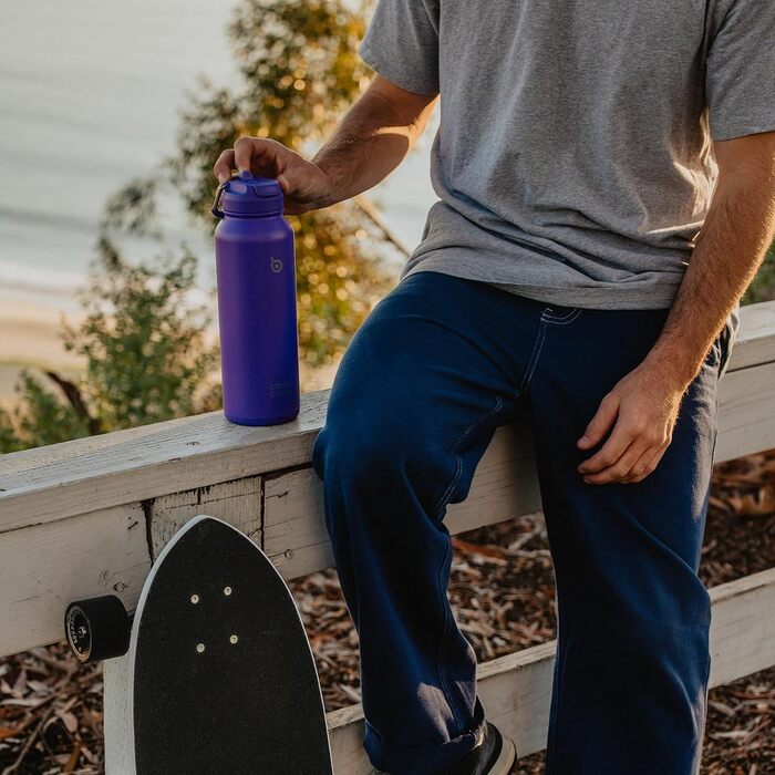 Спортивна пляшка BOTTLE BOTTLE, 1,2 л, нержавіюча сталь, ізольована, з трубочкою та контейнером для пігулок, темно-фіолетова