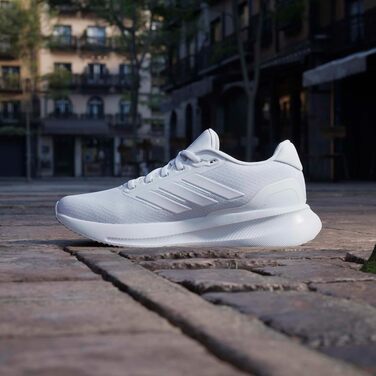 Жіночі кросівки для бігу adidas Runfalcon 5 Cloud White — білі, з амортизацією Cloudfoam та дихаючою сіткою, розмір 39 1/3 EU