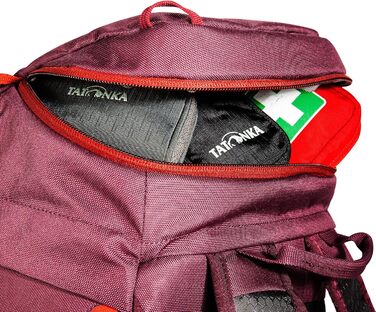 Рюкзак для туризму Tatonka Hike Pack 22 л з вентильованою спинкою та дощовиком, легкий, зручний, зелений
