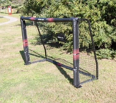 Переносні розкладні футбольні ворота зі сталі Enero, 180x120x60 см