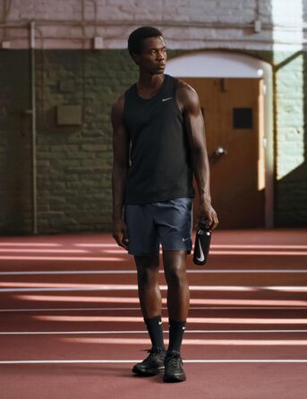 Кросівки Nike Revolution 8 Black/Anthracite, 44 EU