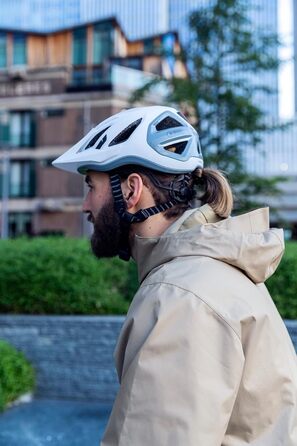 ABUS Stadthelm Urban-I 3.0 ACE велосипедний шолом з LED-ліхтарем, магнітною застібкою та подовженим козирком для чоловіків і жінок