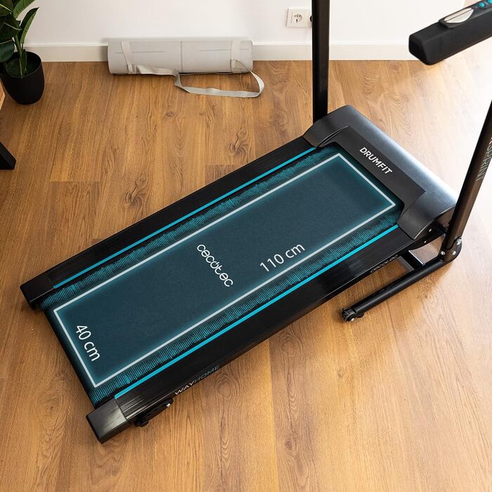 Бігова доріжка Cecotec DrumFit WayHome: нахил, масажний пояс, гантелі, ручки з піною, 1-18 км/год, 12 програм, широка бігова поверхня