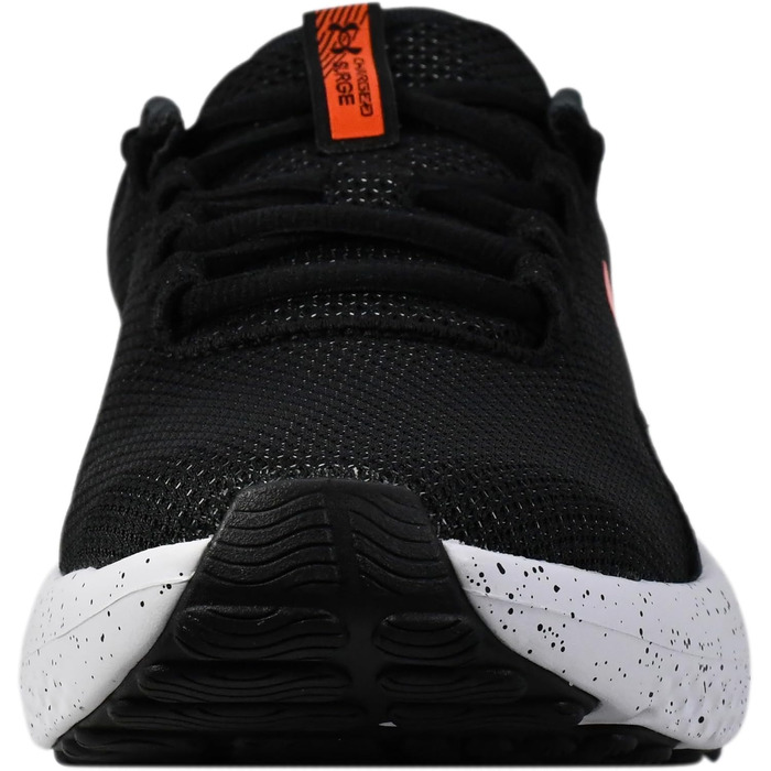 Чоловічі бігові кросівки Under Armour Surge 4, 44 EU, чорного кольору