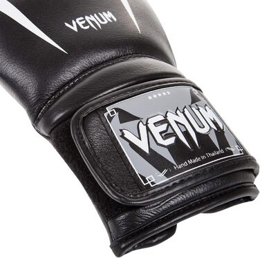 Боксерські рукавички Venum Giant 3.0 для Муай Тай і кікбоксингу