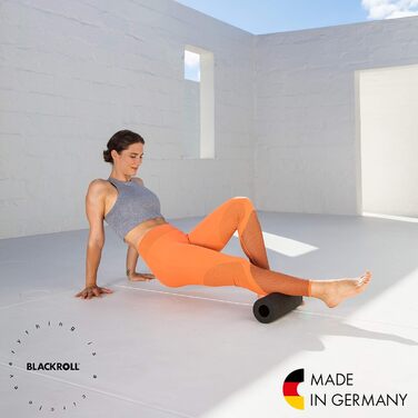 BLACKROLL SLIM фасціальний ролер 30x10 см, масажний ролик для спини та ніг, середня жорсткість, для подорожей, Німеччина, чорний