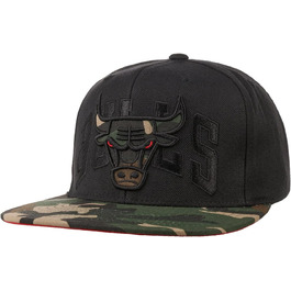 Кепка Mitchell & Ness Chicago Bulls Camo Чорна