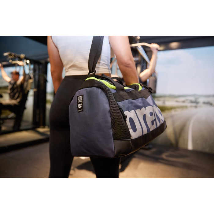 Сумка для плавання та фітнесу Arena Spiky III Duffle 25 л, водовідштовхувальна, з ручками та регульованим ременем, для басейну, пляжу, спорту, подорожей