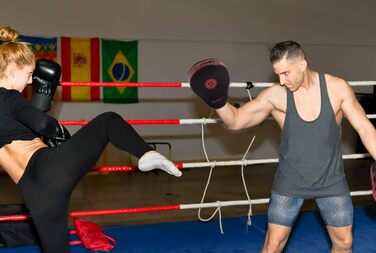 Боксерські рукавички Pratzen Rex Leder: рукавички для ударів, захисні подушки, тренування з самооборони, бокс, кікбоксинг, тайський бокс, таеквондо (червоні)