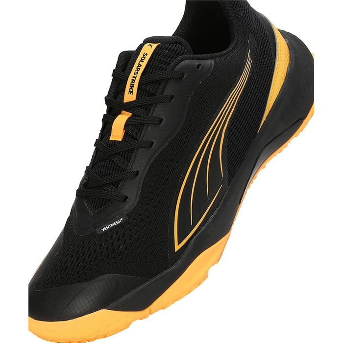 Кросівки PUMA Solarstrike III для залу (Indoor Court) - чорний/білий, 40.5 EU