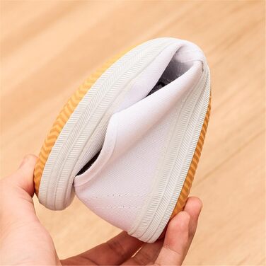 Жіноче взуття для бойових мистецтв: тай-чі, кунг-фу. Легкі повсякденні кеди з канвасу для тренувань. Розмір 42 EU, білий колір