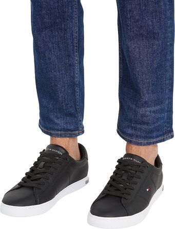 Чоловічі кеди Tommy Hilfiger Vulcanized Sneaker Essential зі шкіряними деталями, чорні, розмір 44 EU