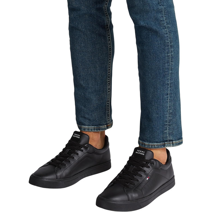 Чоловічі шкіряні кросівки Tommy Hilfiger Low Icon Court Leather Flag Essential, чорні, розмір 46 EU
