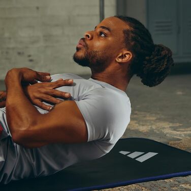 Тренувальний килимок adidas для фітнесу та йоги