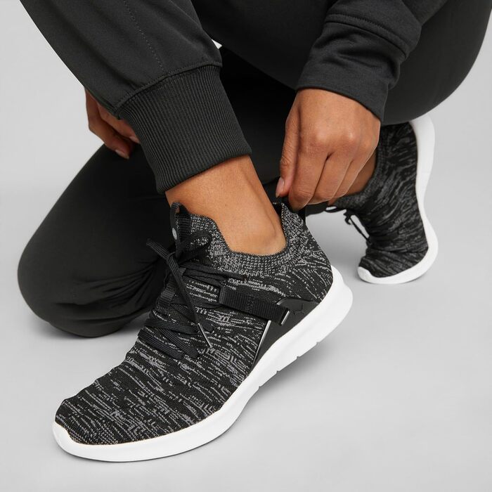 Жіноче golf-взуття PUMA Laguna Fusion Knit (39 EU, Puma Black Quiet Sha)