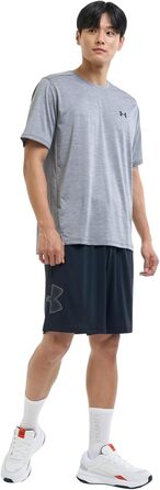 Чоловічі бігові шорти Under Armour Tech Graphic Short, чорні з графітовим принтом