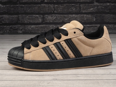 Жіночі спортивні кросівки Adidas, розмір 37 1/3