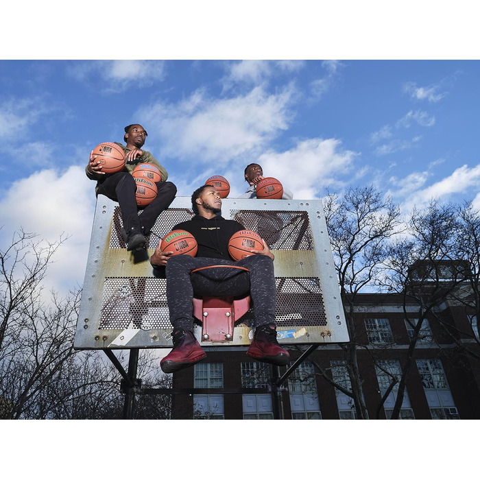 Баскетбольний м'яч Wilson NBA Chicago Bulls, композитний, розмір 7, для дорослих