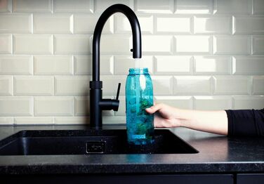 Пляшка для води SIGG Tritan 1 л Aqua, легка, герметична, для газованих напоїв, BPA-free, підходить для миття в посудомийній машині