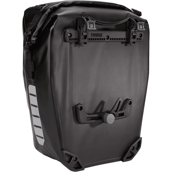 Велика водонепроникна багажна сумка Thule Shield, чорна
