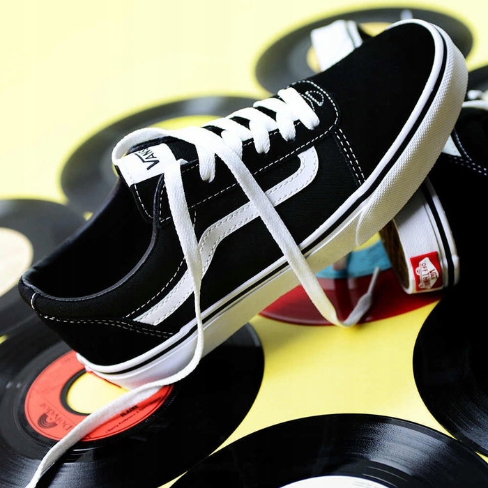 Жіночі кеди Vans Ward Old Skool чорні, VN0A38J9IJU, розмір 38.5