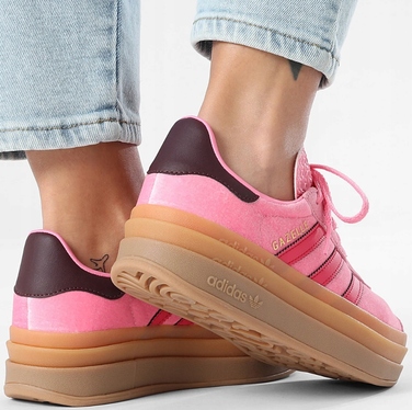 Жіночі кросівки Adidas Gazelle Bold (р. 36) — стильне та модне спортивне взуття