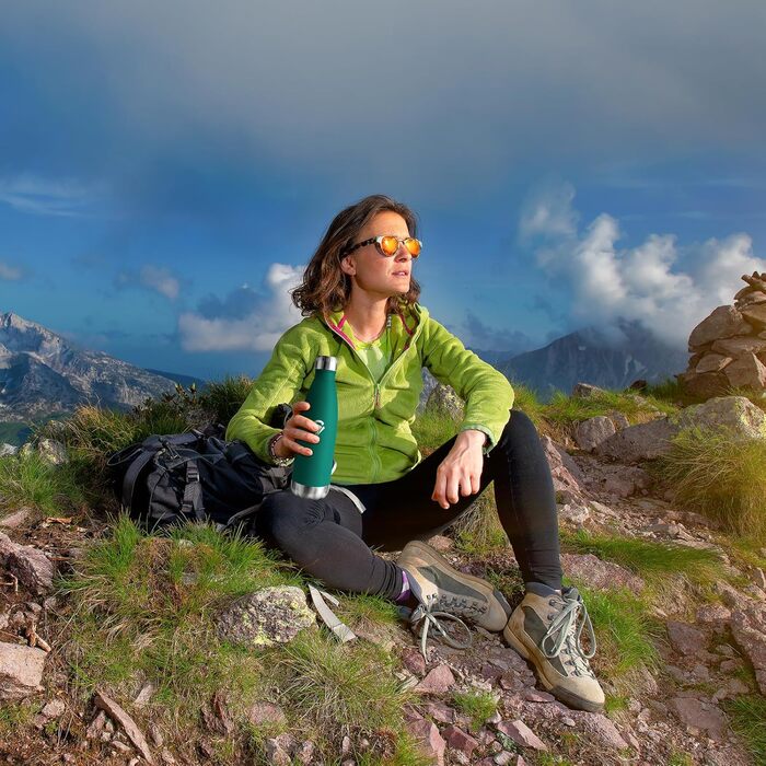 Термос-пляшка 750 мл, термокана з подвійними стінками, підходить для газованої води, без BPA, витокозахисна, ізольована пляшка з нержавіючої сталі для університету, роботи, подорожей, спорту, активного відпочинку, хлопчиків та дівчаток, 750 мл, темно-зеле