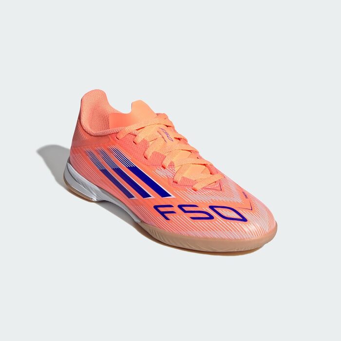 Дитячі футбольні бутси adidas F50 League Indoor для залу, розмір 28.5 EU, кольори: Beam Orange, Lucid Blue, Cloud White