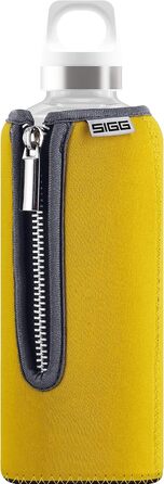 SIGG Stella пляшка для води 0.5 л, скляна, з неопреновим чохлом, без шкідливих речовин, герметична, сучасний дизайн
