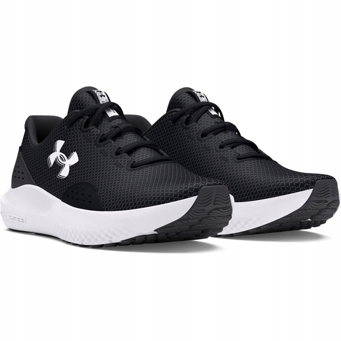 Жіночі бігові кросівки Under Armour Charged Surge 4, чорні, 40