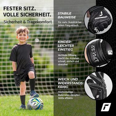 Воротарські рукавички Reusch Attrakt Solid Junior для дітей 5-16 років, чорні