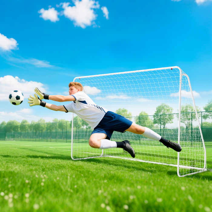 Ворота для футболу: ігри та тренування. Стійкі до ультрафіолету, міцні, з анкерами для фіксації на землі, білого кольору.