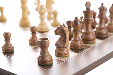 Розкішні шахи з інкрустованого дерева з фігурами, 40x40 см, коричневі