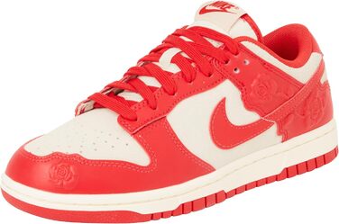 Кросівки Nike Dunk Low для жінок, біло-чорно-білі (40 EU, Coconut Milk University Red Pale Ivory)